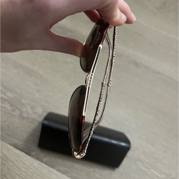 Gucci Women's GG 4276NS 4276/N/S Aviator Swarovski Crystals Temples Sunglasses - Picture 3 of 5